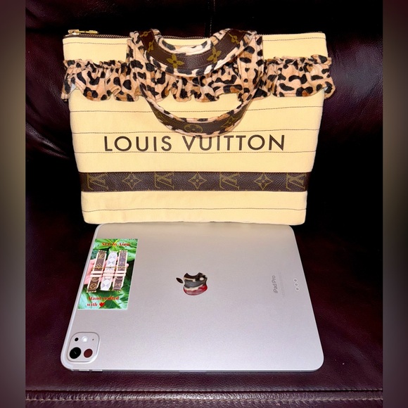 laptop MacBook quilted case tote Cheetah Print
